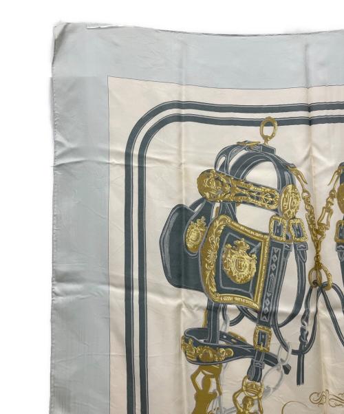HERMES（エルメス）HERMES (エルメス) スカーフ ブリッド・ドゥ・ガラ ブルー×アイボリーの古着・服飾アイテム