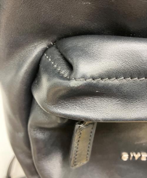 GIVENCHY（ジバンシィ）GIVENCHY (ジバンシィ) レザーリュック ナノ ブラックの古着・服飾アイテム