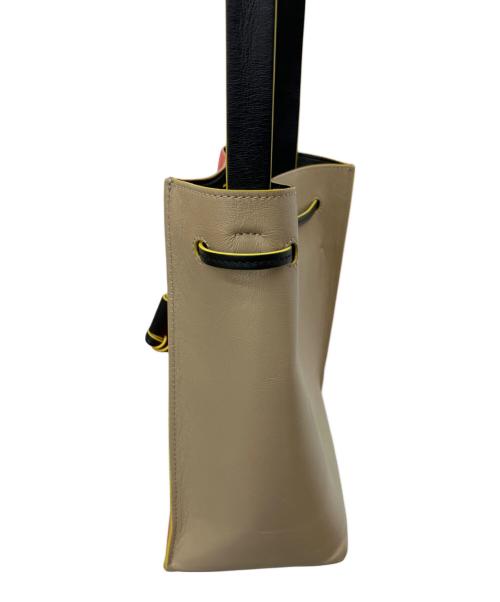 MARNI（マルニ）MARNI (マルニ) ショルダーバッグ オレンジの古着・服飾アイテム