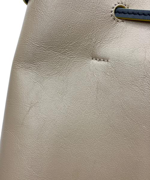 MARNI（マルニ）MARNI (マルニ) ショルダーバッグ オレンジの古着・服飾アイテム