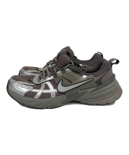 NIKE（ナイキ）NIKE (ナイキ) ローカットスニーカー V2K Run カーキ サイズ:30の古着・服飾アイテム