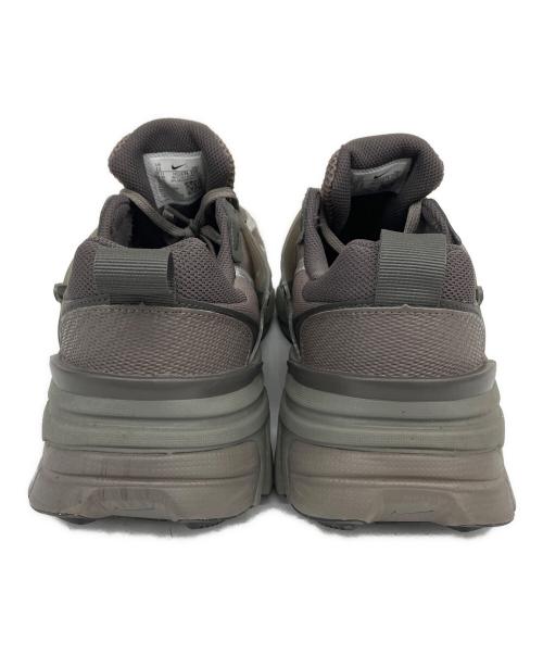 NIKE（ナイキ）NIKE (ナイキ) ローカットスニーカー V2K Run カーキ サイズ:30の古着・服飾アイテム