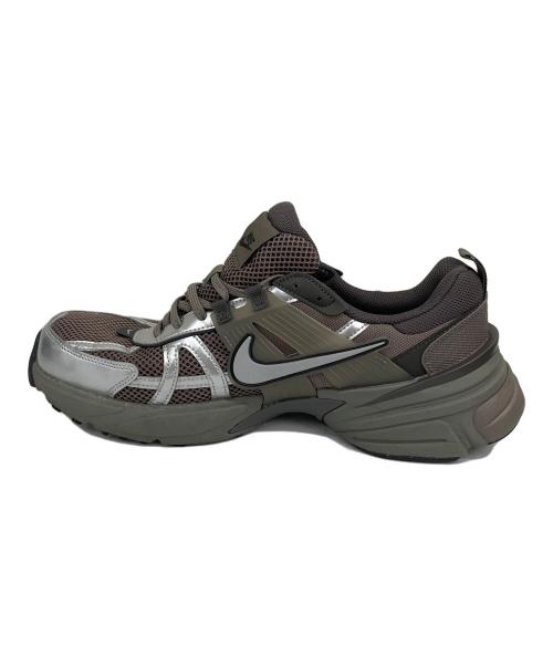 NIKE（ナイキ）NIKE (ナイキ) ローカットスニーカー V2K Run カーキ サイズ:30の古着・服飾アイテム