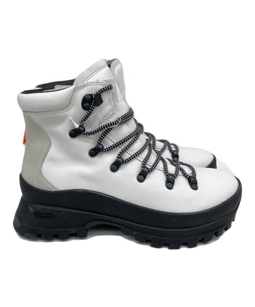 MERRELL（メレル）MERRELL (メレル) ブーツ BRISTOL MID ホワイト サイズ:24の古着・服飾アイテム