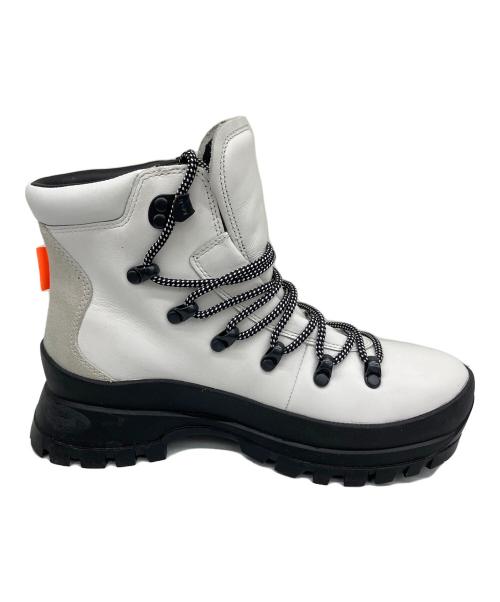 MERRELL（メレル）MERRELL (メレル) ブーツ BRISTOL MID ホワイト サイズ:24の古着・服飾アイテム