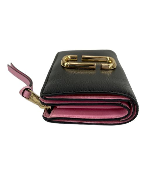 MARC JACOBS（マークジェイコブス）MARC JACOBS (マークジェイコブス) 2つ折り財布 ブラック×ピンク×ゴールドの古着・服飾アイテム