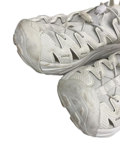 HOKAONEONE（ホカオネオネ）HOKAONEONE (ホカオネオネ) サンダル ホワイト サイズ:27.5の古着・服飾アイテム