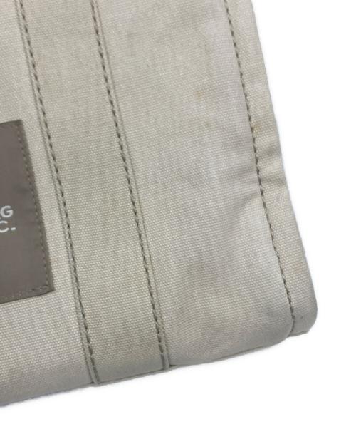 MARC JACOBS（マークジェイコブス）MARC JACOBS (マークジェイコブス) ザ キャンバス トートバッグ ミディアム ベージュの古着・服飾アイテム
