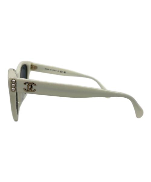 CHANEL（シャネル）CHANEL (シャネル) サングラス ホワイトの古着・服飾アイテム