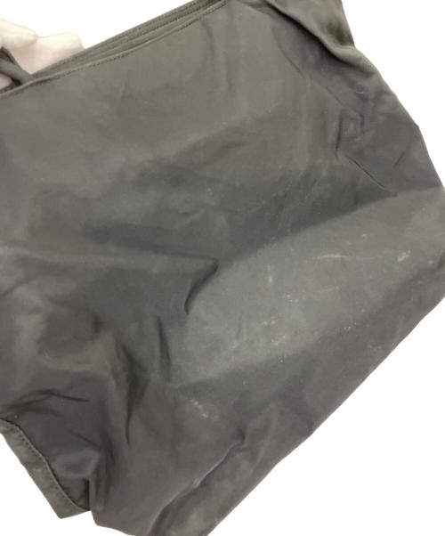 PRADA（プラダ）PRADA (プラダ) ナイロントートバッグ ブラックの古着・服飾アイテム