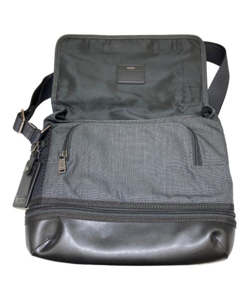 TUMI（トゥミ）TUMI (トゥミ) ショルダーバッグ ブラック×グレーの古着・服飾アイテム