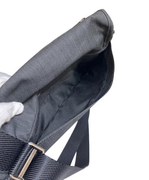 TUMI（トゥミ）TUMI (トゥミ) ショルダーバッグ ブラック×グレーの古着・服飾アイテム