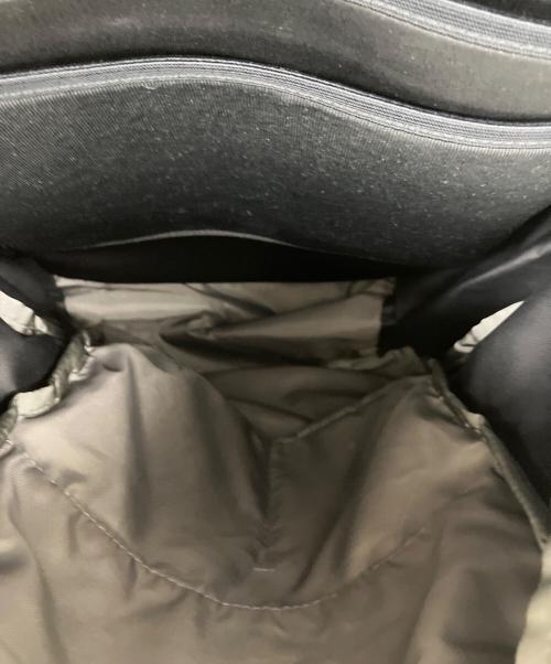 THE NORTH FACE（ザ ノース フェイス）THE NORTH FACE (ザ ノース フェイス) デイパック HOT SHOT ブラックの古着・服飾アイテム