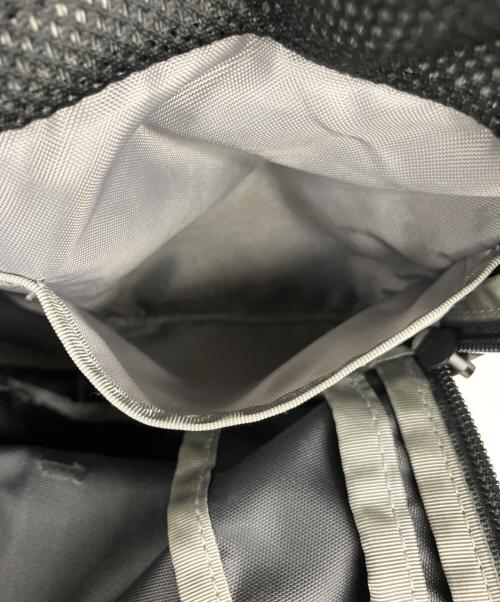 THE NORTH FACE（ザ ノース フェイス）THE NORTH FACE (ザ ノース フェイス) デイパック HOT SHOT ブラックの古着・服飾アイテム