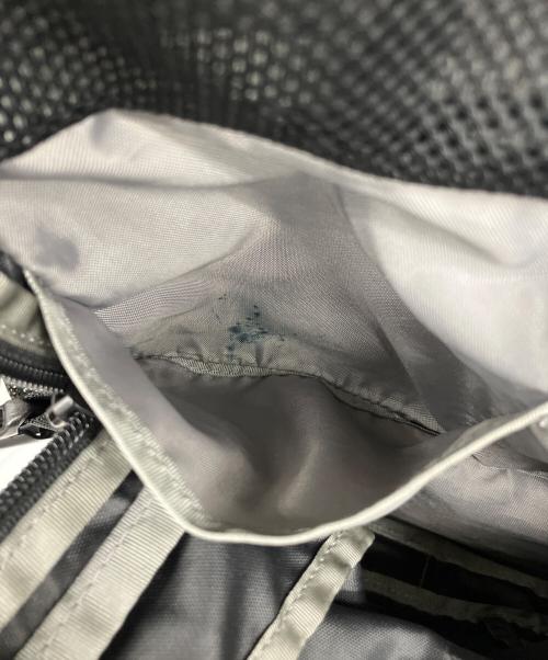THE NORTH FACE（ザ ノース フェイス）THE NORTH FACE (ザ ノース フェイス) デイパック HOT SHOT ブラックの古着・服飾アイテム