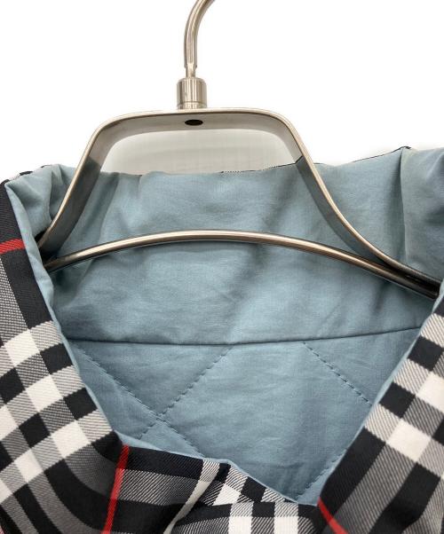 Burberry's（バーバリーズ）Burberry's (バーバリーズ) リバーシブルキルティングジャケット ブラック サイズ:Mの古着・服飾アイテム