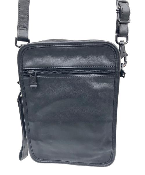 TUMI（トゥミ）TUMI (トゥミ) レザーショルダーバッグ ブラックの古着・服飾アイテム