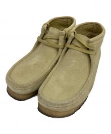 CLARKS（クラークス）の古着「ワラビーブーツ」｜ベージュ