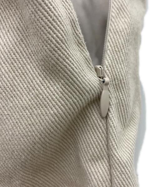 AND MARY（アンドマリー）AND MARY (アンドマリー) ミニスカート Back ribbon mini skirt ベージュ サイズ:Mの古着・服飾アイテム