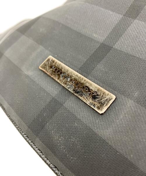 BURBERRY（バーバリー）BURBERRY (バーバリー) ショルダーバッグ ブラックの古着・服飾アイテム