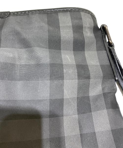 BURBERRY（バーバリー）BURBERRY (バーバリー) ショルダーバッグ ブラックの古着・服飾アイテム