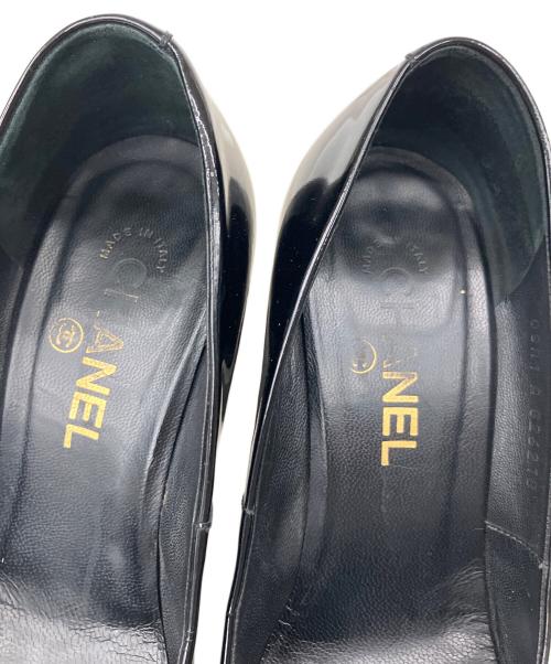 CHANEL（シャネル）CHANEL (シャネル) パテントレザーパンプス ブラック サイズ:37の古着・服飾アイテム