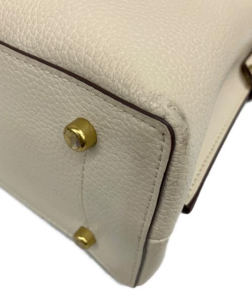COACH（コーチ）COACH (コーチ) ウイロウショルダーバッグ アイボリーの古着・服飾アイテム