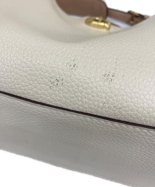 COACH（コーチ）COACH (コーチ) ウイロウショルダーバッグ アイボリーの古着・服飾アイテム