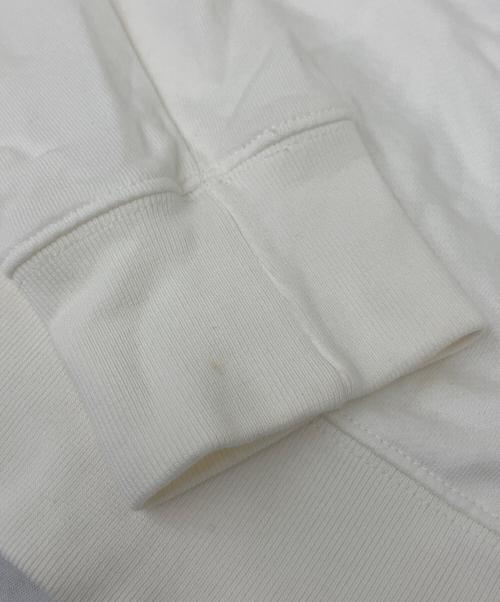 maison kitsune（メゾンキツネ）MAISON KITSUNE (メゾンキツネ) Chillax Fox Patch Classic Sweatshirt ホワイト サイズ:Sの古着・服飾アイテム