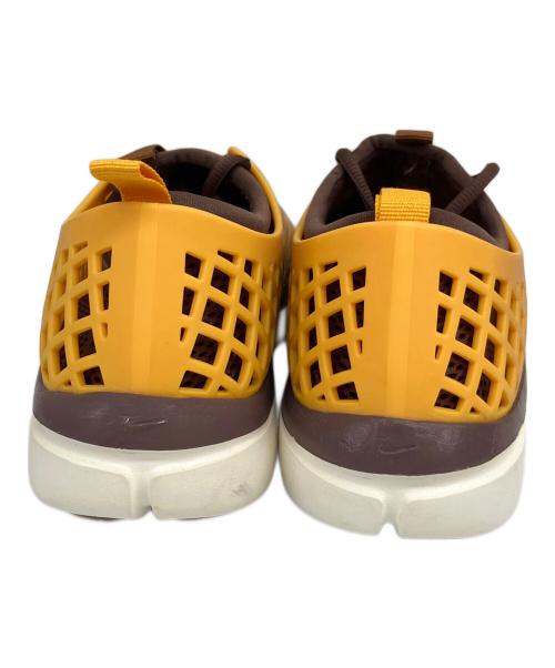 NIKE（ナイキ）NIKE (ナイキ) シューズ AIR REJUVEN8(エア リジュビネイト8) イエロー×ブラウン サイズ:26.5の古着・服飾アイテム