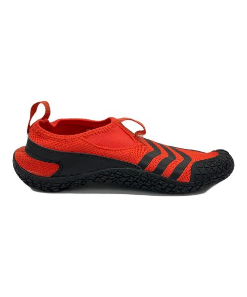 adidas（アディダス）adidas (アディダス) シューズ ブラック×オレンジ サイズ:25の古着・服飾アイテム