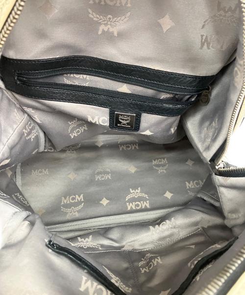 MCM（エムシーエム）MCM (エムシーエム) リュック ホワイトの古着・服飾アイテム
