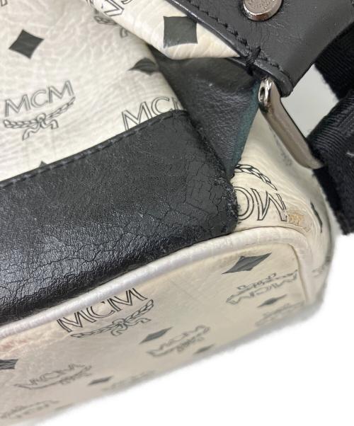MCM（エムシーエム）MCM (エムシーエム) リュック ホワイトの古着・服飾アイテム