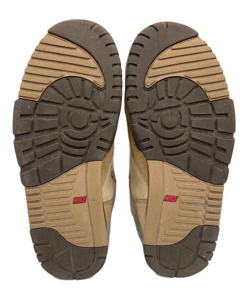 NIKE（ナイキ）NIKE (ナイキ) シューズ ブラウン サイズ:27.5の古着・服飾アイテム