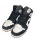 NIKE（ナイキ）の古着「Air Jordan 1 Mid（エアジョーダン1 ミッド）」｜ホワイト×ブラック