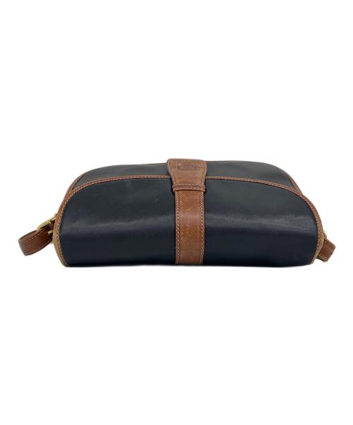 CELINE（セリーヌ）CELINE (セリーヌ) フラップショルダーバッグ ブラックの古着・服飾アイテム