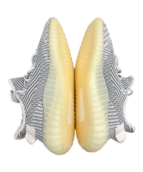 adidas（アディダス）adidas (アディダス) YEEZY BOOST350V2（イージーブースト 350 V2） ホワイト サイズ:26.5の古着・服飾アイテム