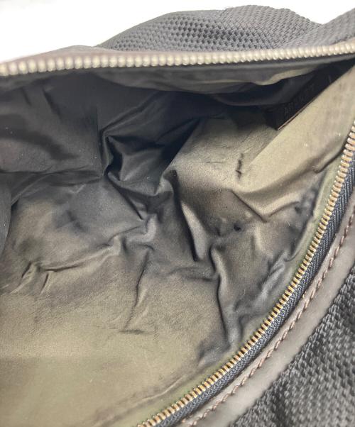 LOUIS VUITTON（ルイ ヴィトン）LOUIS VUITTON (ルイ ヴィトン) ボディーバッグ ブラックの古着・服飾アイテム