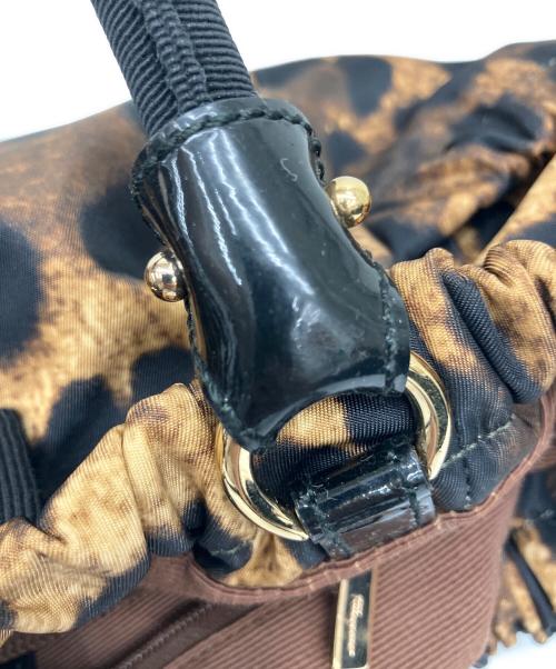Salvatore Ferragamo（サルヴァトーレ フェラガモ）Salvatore Ferragamo (サルヴァトーレ フェラガモ) ヴァラ レオパードハンドバック ブラウンの古着・服飾アイテム
