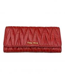 MIU MIU（ミュウミュウ）の古着「長財布」｜レッド