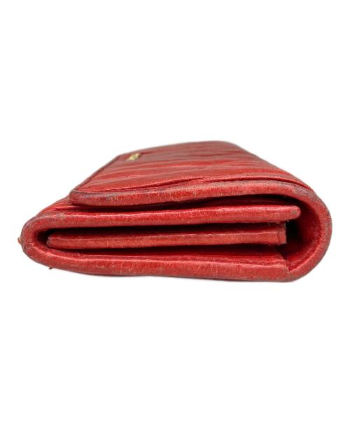 MIU MIU（ミュウミュウ）MIU MIU (ミュウミュウ) 長財布 レッドの古着・服飾アイテム