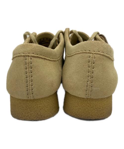 CLARKS（クラークス）CLARKS (クラークス) WallabeeEVO WP ベージュ サイズ:235の古着・服飾アイテム