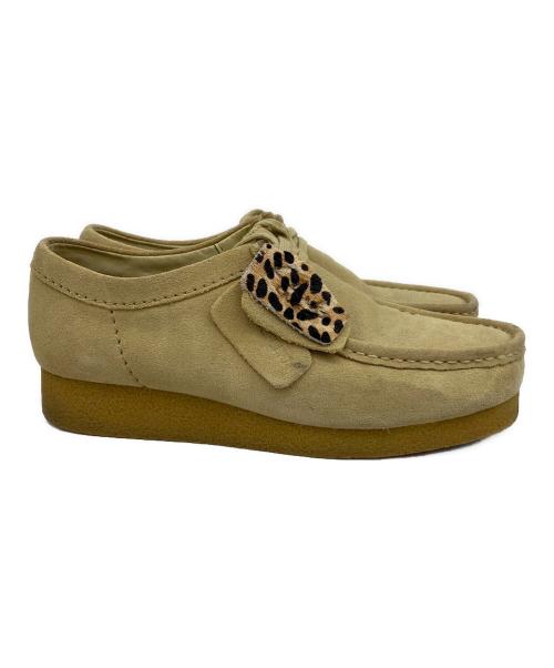 CLARKS（クラークス）CLARKS (クラークス) WallabeeEVO WP ベージュ サイズ:235の古着・服飾アイテム