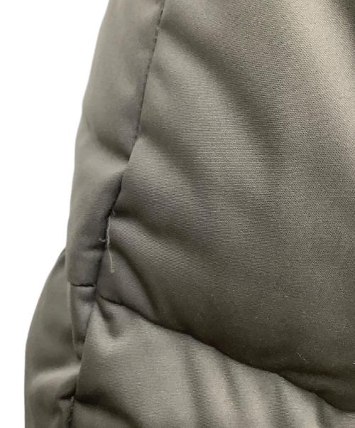 BURBERRY BLACK LABEL（バーバリーブラックレーベル）BURBERRY BLACK LABEL (バーバリーブラックレーベル) ダウンジャケット グリーン サイズ:Lの古着・服飾アイテム