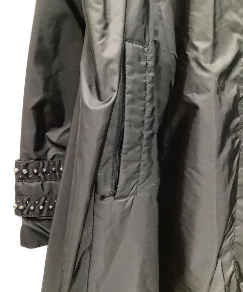 MONCLER（モンクレール）MONCLER (モンクレール) スタッズナイロンコート ブラックの古着・服飾アイテム