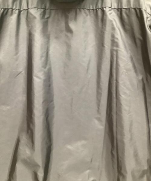 MONCLER（モンクレール）MONCLER (モンクレール) スタッズナイロンコート ブラックの古着・服飾アイテム