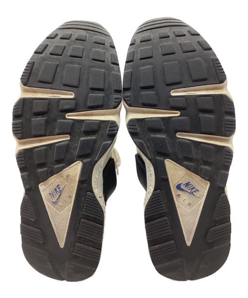 NIKE（ナイキ）NIKE (ナイキ) スニーカー ベージュ×オレンジ サイズ:28.5の古着・服飾アイテム