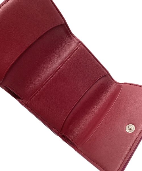 J&M DAVIDSON（ジェイ＆エム デヴィッドソン）J&M DAVIDSON (ジェイ＆エム デヴィッドソン) コンパクト3つ折り財布 ワインレッドの古着・服飾アイテム