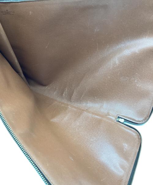 LOUIS VUITTON（ルイ ヴィトン）LOUIS VUITTON (ルイ ヴィトン) クラッチバッグの古着・服飾アイテム