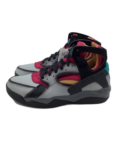 NIKE（ナイキ）NIKE (ナイキ) スニーカー グレー×ボルドー サイズ:27.5 未使用品の古着・服飾アイテム